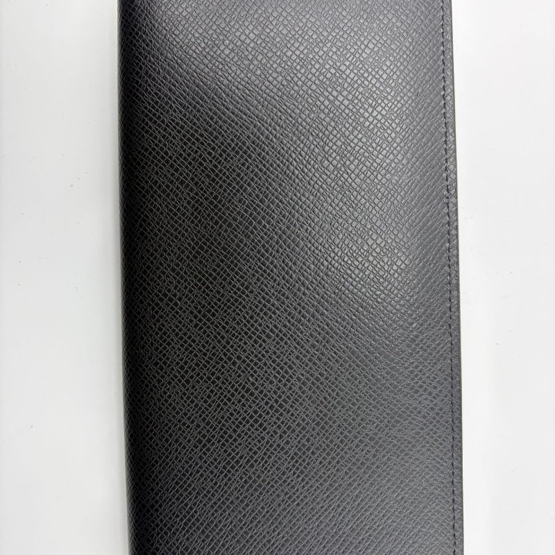 Louis Vuitton Taiga 長款對折皮夾-9