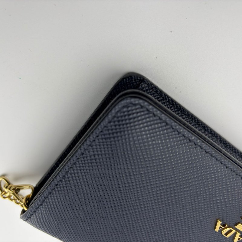 Prada Saffiano 長款鍊條包-8