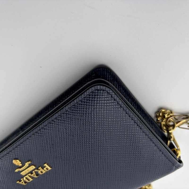Prada Saffiano 長款鍊條包-9