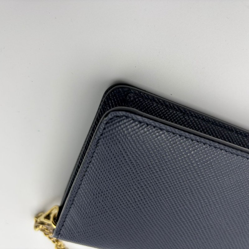 Prada Saffiano 長款鍊條包-10