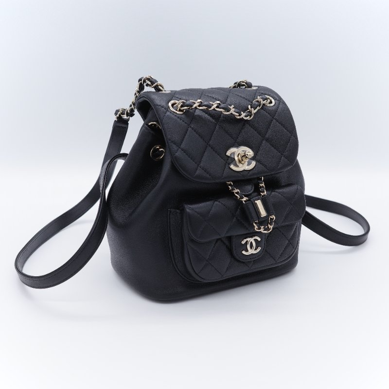 （閒置品♥️未使用）Chanel 香奈兒  Duma  經典黑色菱格紋 羊皮 雙肩後背包-1