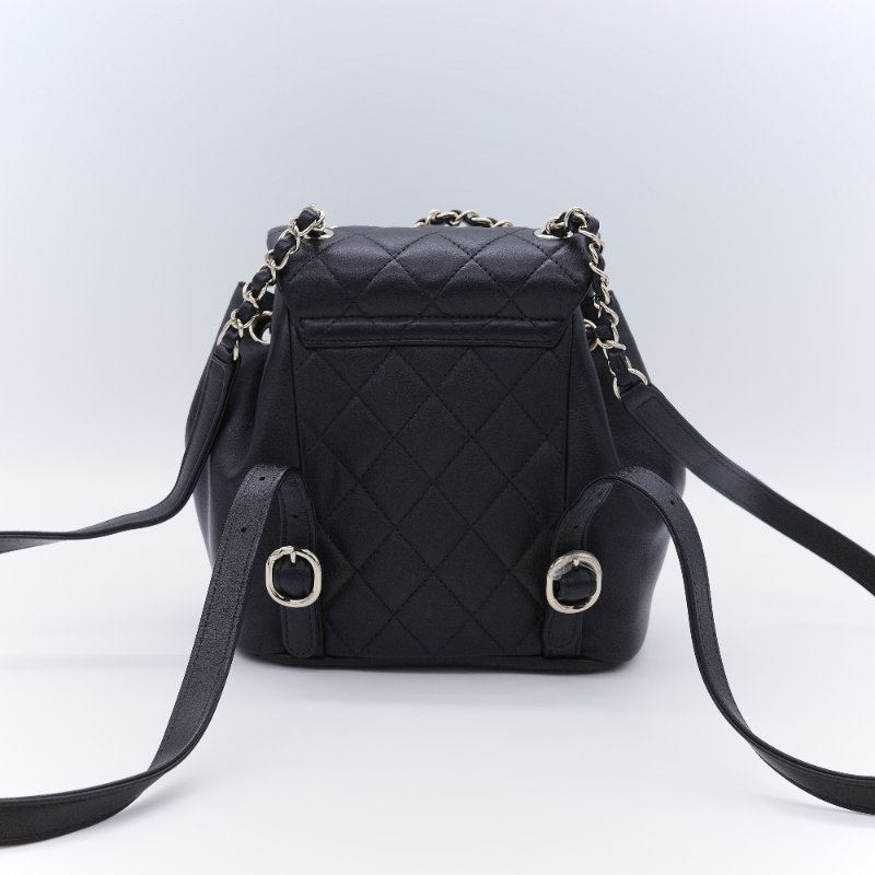 （閒置品♥️未使用）Chanel 香奈兒  Duma  經典黑色菱格紋 羊皮 雙肩後背包-3