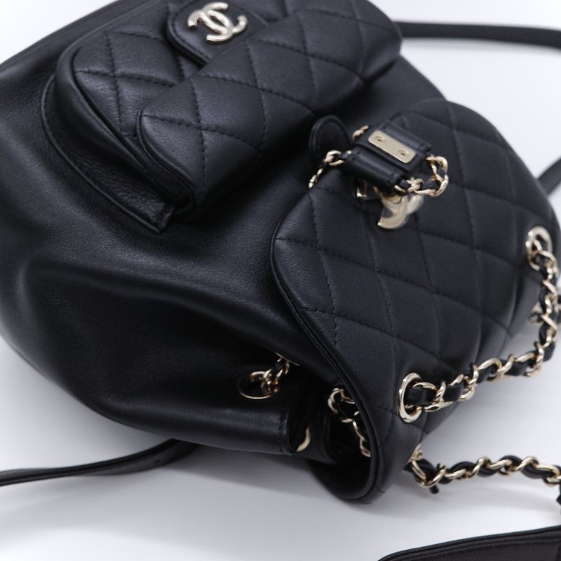 （閒置品♥️未使用）Chanel 香奈兒  Duma  經典黑色菱格紋 羊皮 雙肩後背包-7