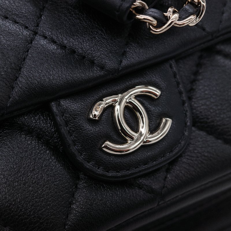 （閒置品♥️未使用）Chanel 香奈兒  Duma  經典黑色菱格紋 羊皮 雙肩後背包-10