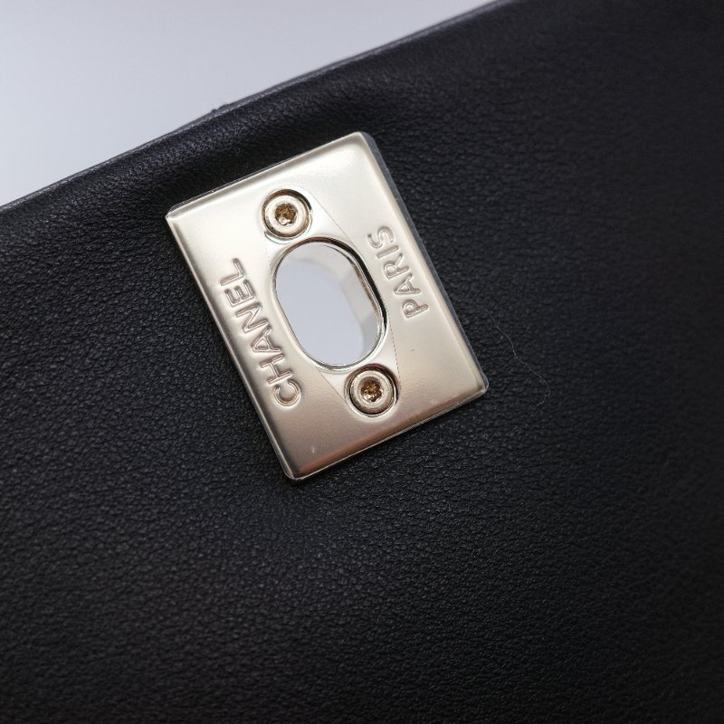 （閒置品♥️未使用）Chanel 香奈兒  Duma  經典黑色菱格紋 羊皮 雙肩後背包-15