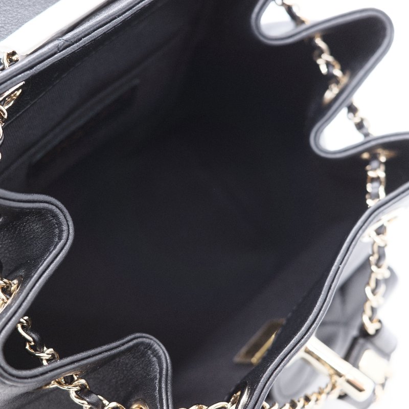 （閒置品♥️未使用）Chanel 香奈兒  Duma  經典黑色菱格紋 羊皮 雙肩後背包-16