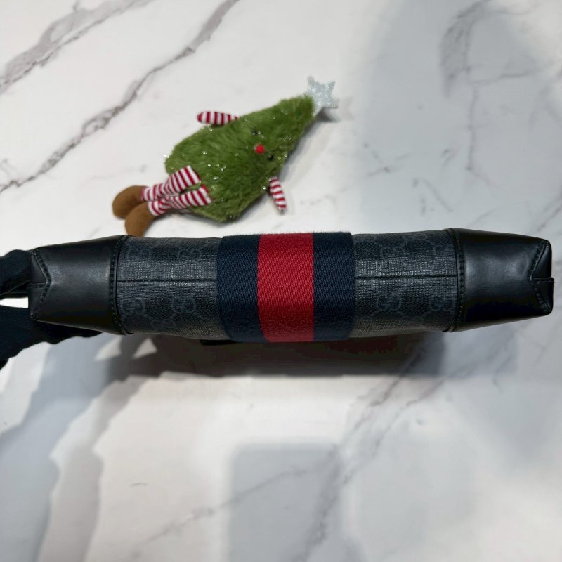 GUCCI GG Supreme黑灰手拿包-6