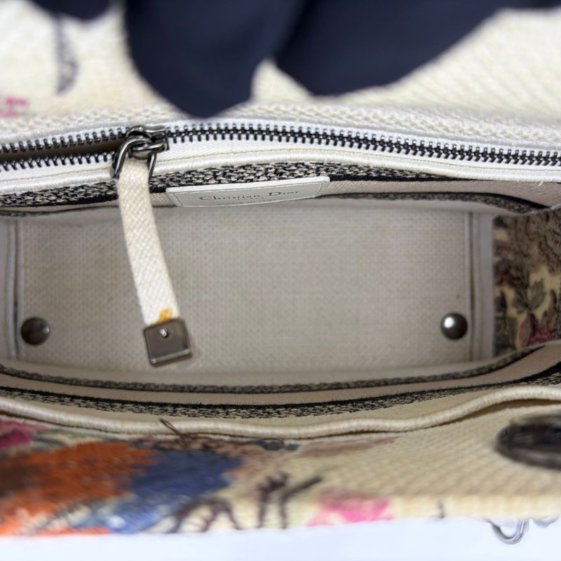 Dior Lady D-Lite 花鳥刺繡戴妃包-17