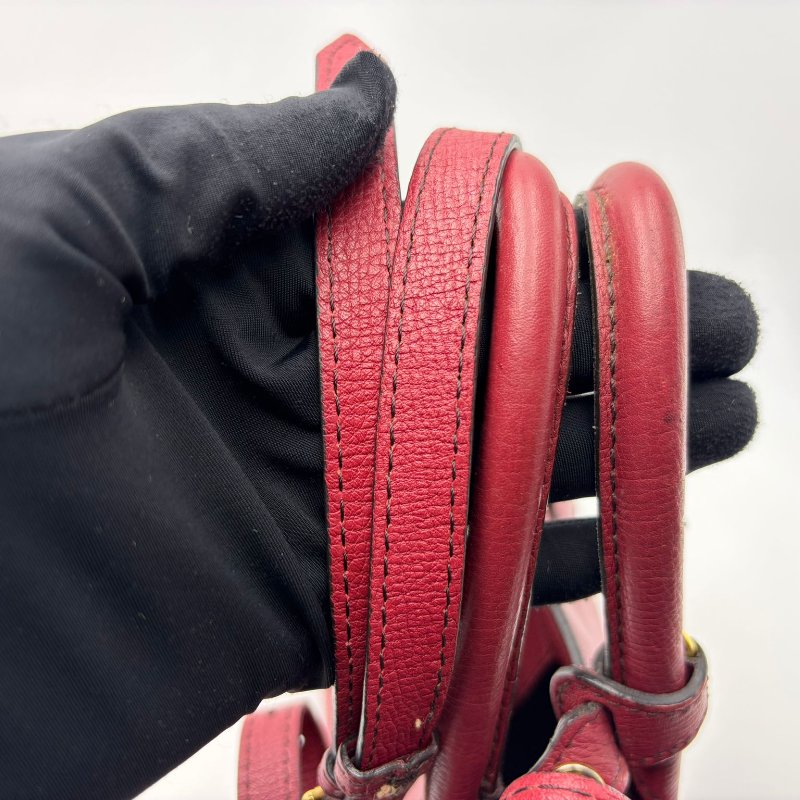 Burberry 粒面皮革手提托特包-29