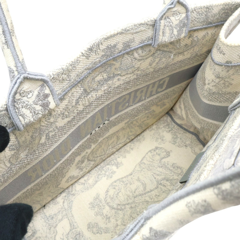 米白色 緹花帆布 book tote M 肩背包 泛黄【Dior 迪奧】 M1296ZTDT-5