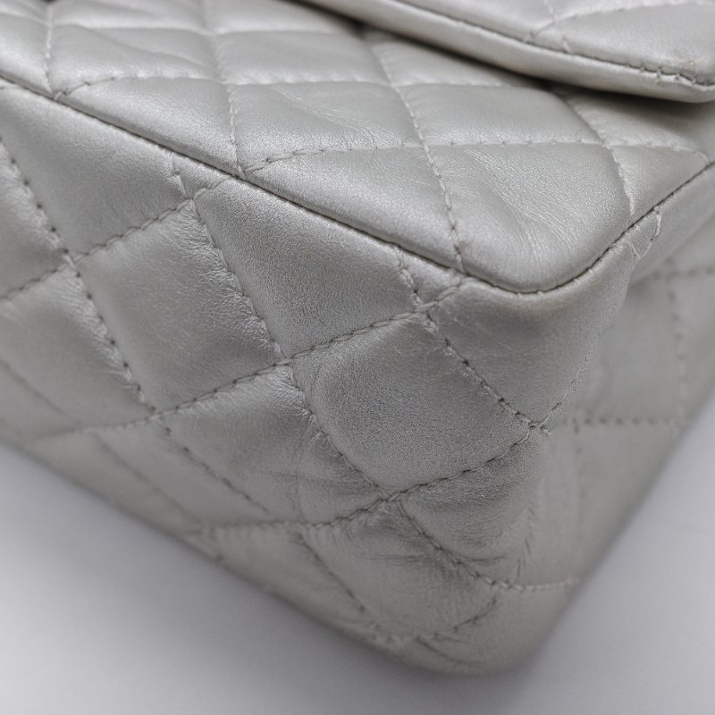 Chanel 香奈兒  2.55 Reissue 銀色金屬感 羊皮 肩背包 斜背包 翻蓋包-7