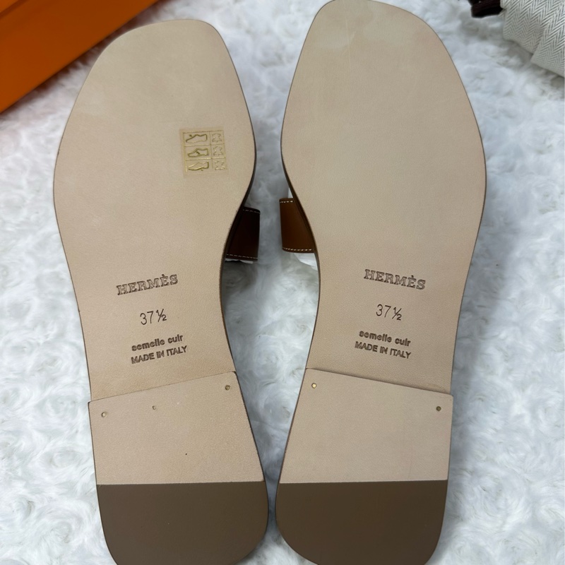 全新 HERMES 愛馬仕 Oran veau box 金棕色 涼鞋/拖鞋-2