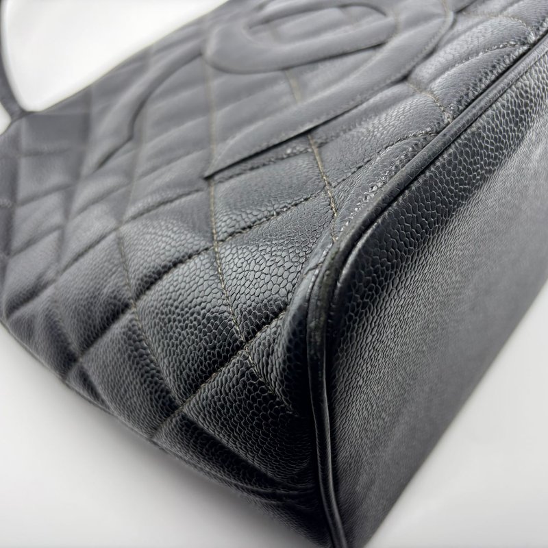 Chanel 魚子醬菱格紋托特包-7