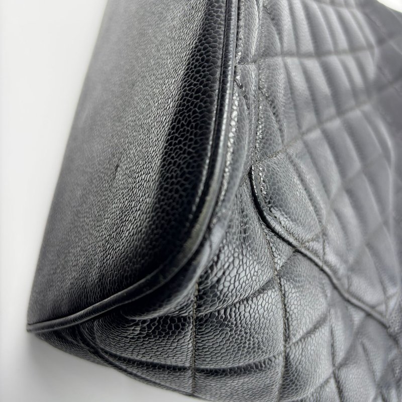 Chanel 魚子醬菱格紋托特包-11