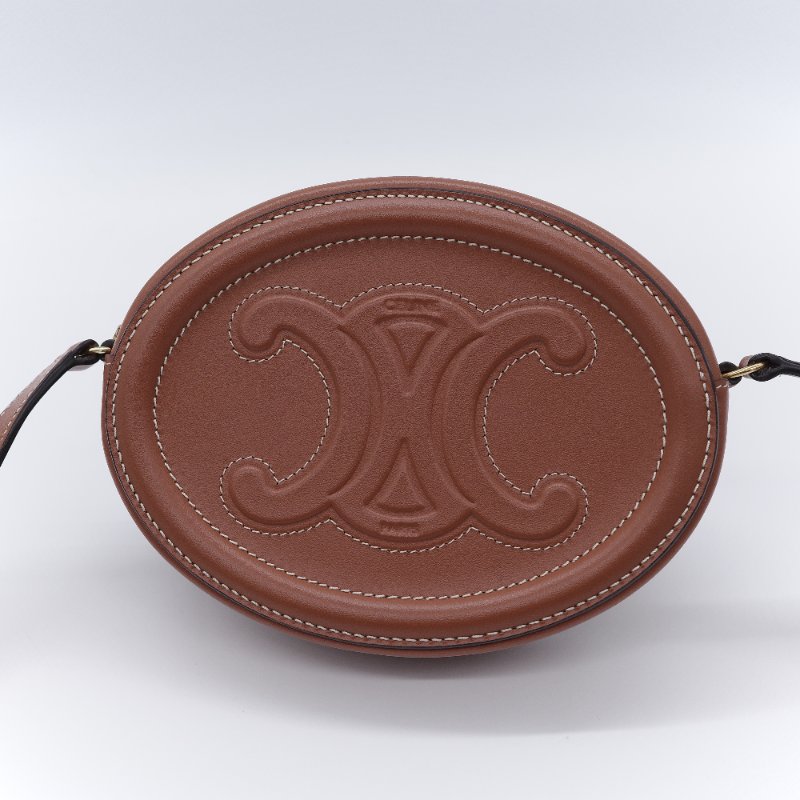 Celine 思琳 Cuir Triomphe Oval Bag 焦糖棕色 平滑小牛皮 肩背包 橢圓包-4