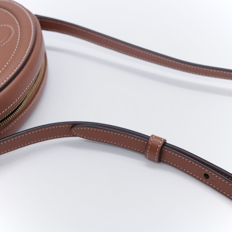 Celine 思琳 Cuir Triomphe Oval Bag 焦糖棕色 平滑小牛皮 肩背包 橢圓包-11