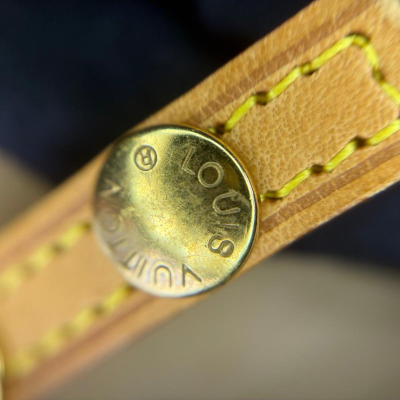 Louis Vuitton Monogram 老花手拿包-19