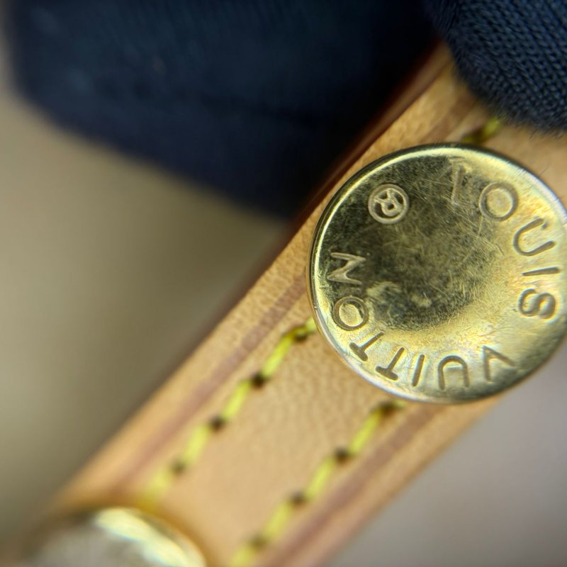 Louis Vuitton Monogram 老花手拿包-20