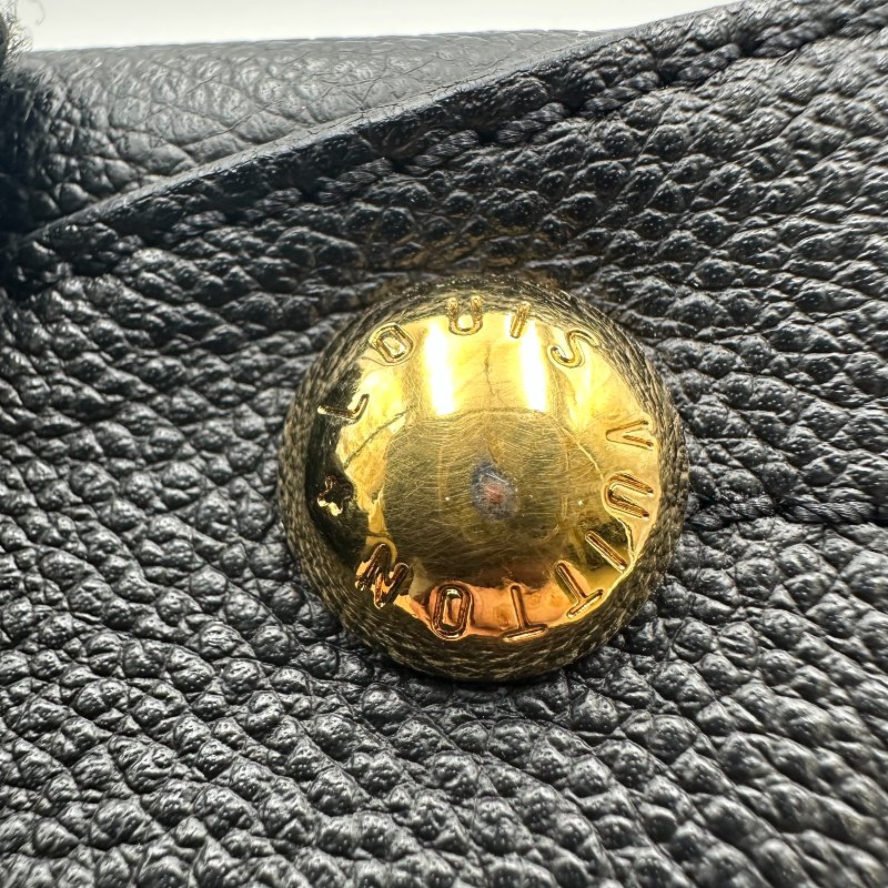 【美收精品】LV 牛皮壓花紋兩用手提包(黑) C-219【隔月月中將轉賣至日本 上架期限30天】-14