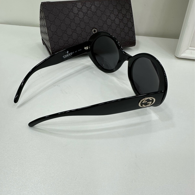 Gucci 黑色大Logo墨鏡太陽眼鏡男女都可以-2