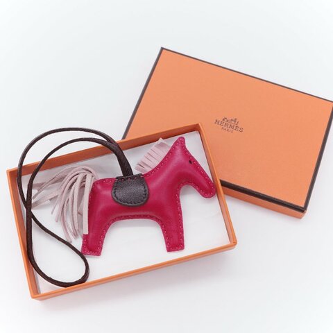 Hermes 愛馬仕 Rodeo PM  玫瑰紅 烏木 小羊皮 飛馬吊飾