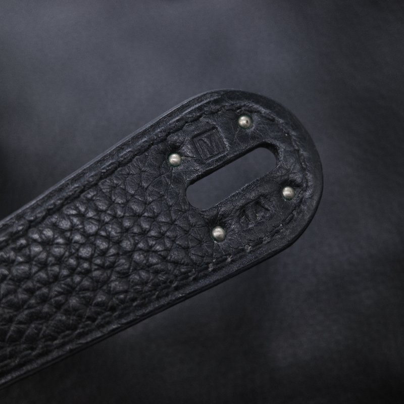 Hermès 愛馬仕 Lindy 30 黑色 銀扣 牛皮 手提包-21