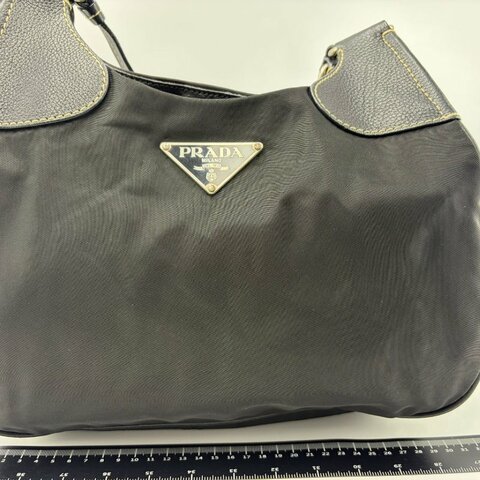 Prada 尼龍拼皮 Hobo 腋下包