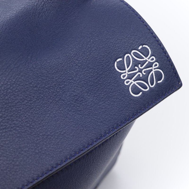 Loewe 羅威 Puzzle 大號 深藍色 牛皮 斜挎包 手提包-12