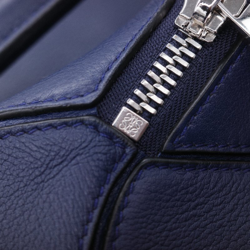 Loewe 羅威 Puzzle 大號 深藍色 牛皮 斜挎包 手提包-26