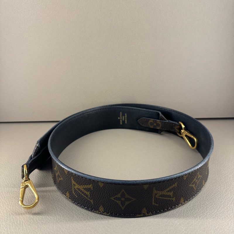 全新全配 LV Speedy Trunk 20 原廠膜 ｜老花全皮內裏黑手柄配金釦｜另配近新閒置原廠寬肩帶不拆售｜贈全新內膽包-23