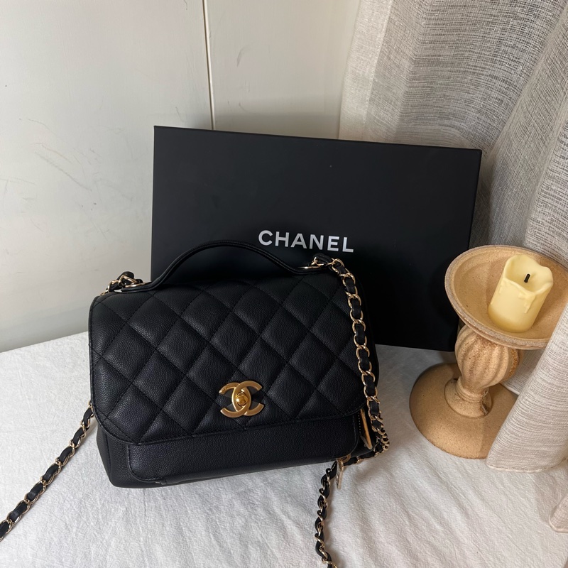 ෆ Chanel手把郵差包-3
