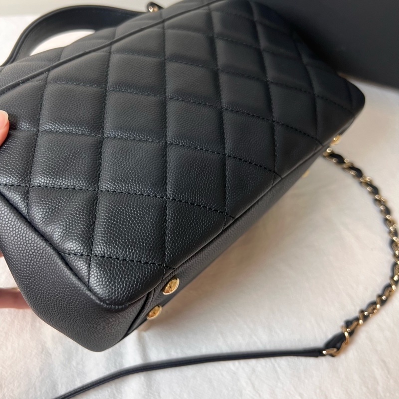 ෆ Chanel手把郵差包-9