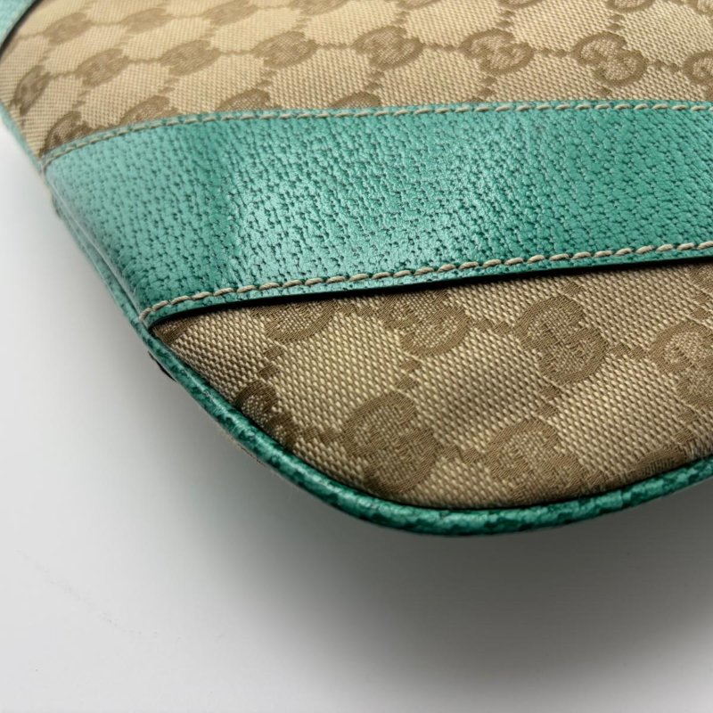 Gucci GG Supreme 老花 Hobo 腋下包-11