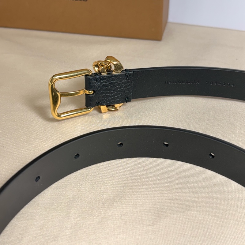 ‼️全台最甜 🎁全新盒裝 Burberry 巴寶莉 2024 超美黑金皮帶（原價16500）-4