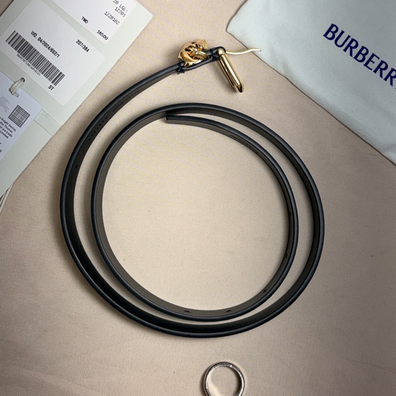 ‼️全台最甜 🎁全新盒裝 Burberry 巴寶莉 2024 超美黑金皮帶（原價16500）-8