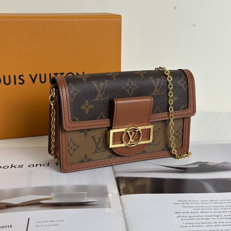 LOUIS VUITTON Dauphine達芙妮鍊帶小包-0
