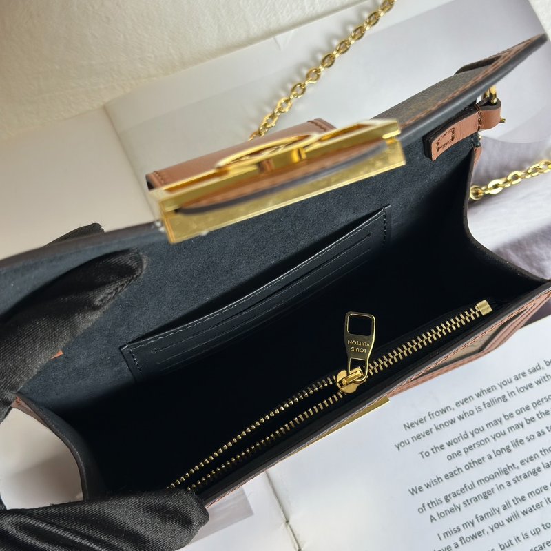 LOUIS VUITTON Dauphine達芙妮鍊帶小包-7