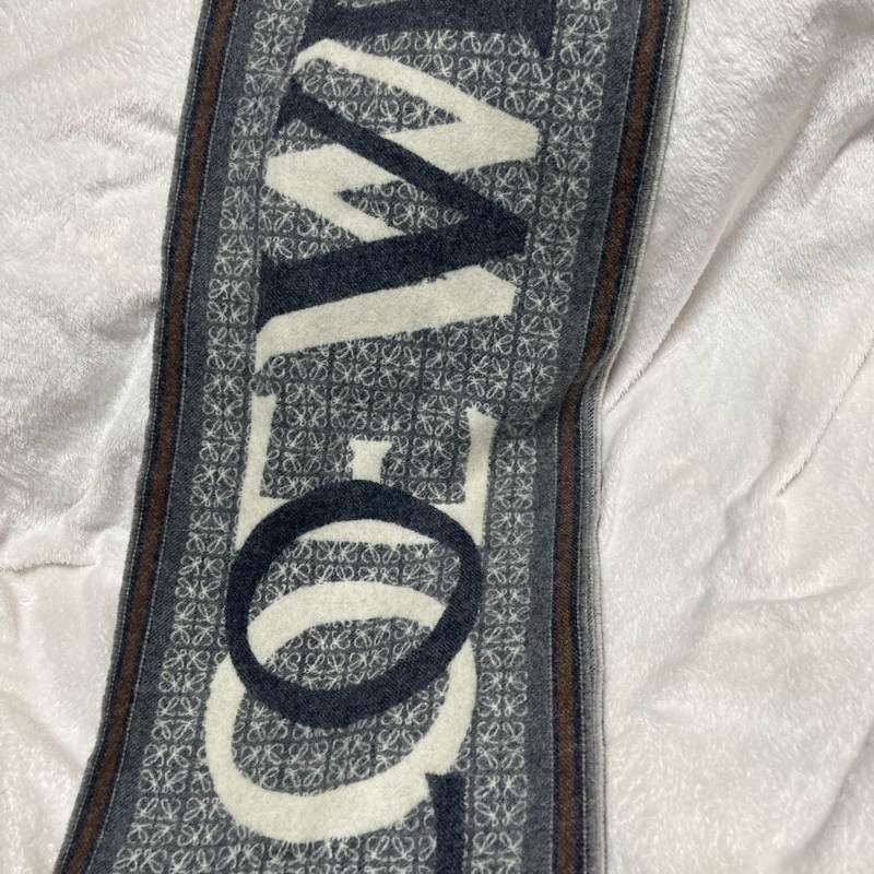 Loewe 羅意威雙面大logo羊毛圍巾-14