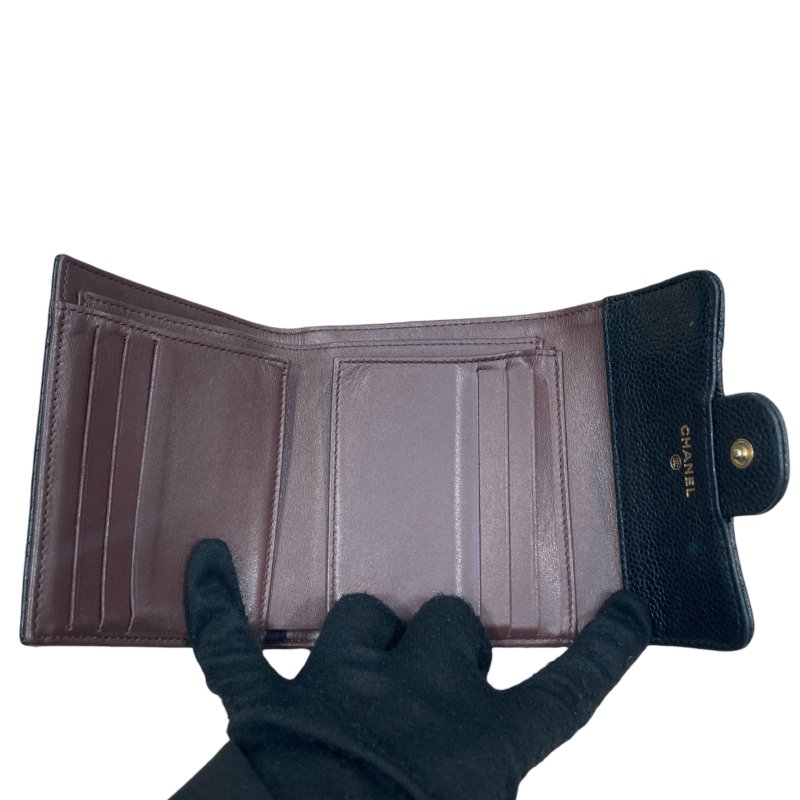 CHANEL 香奈兒 雙折短夾 荔枝牛皮 黑色 金釦-10