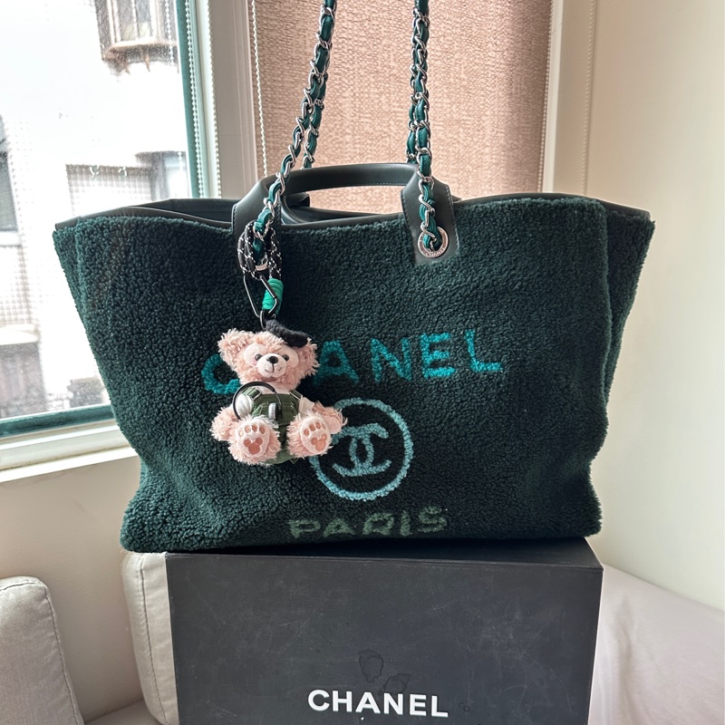 【稀有秀款】Chanel 森林綠羊羔毛 Deauville 沙灘包 26開-1