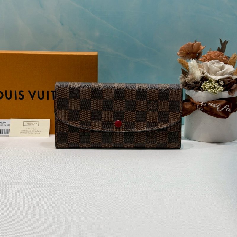 LV EMILIE棋盤格扣式翻蓋長夾-0