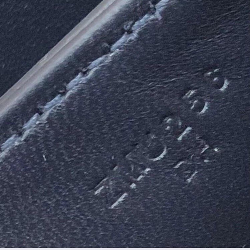 Hermes愛馬仕 康康19 靛藍色霧面鰐魚金扣 Z刻，22年復印票 25萬多購入，專櫃需配貨，這只低於原價出，顏色超美-5