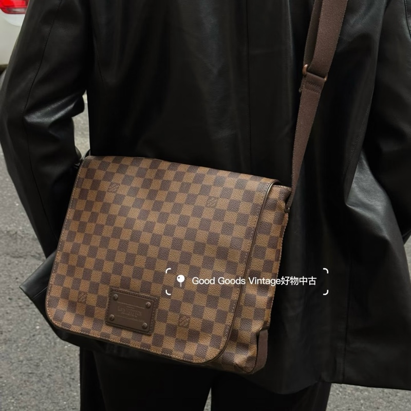 【超級新⭐️】 LV Brooklyn 經典棋盤格 男女通用 斜背包（專櫃10.3萬）-3