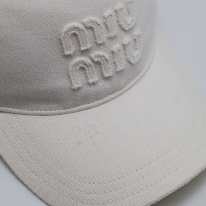 Miu Miu 刺繡休閒棒球帽 - S 白-2