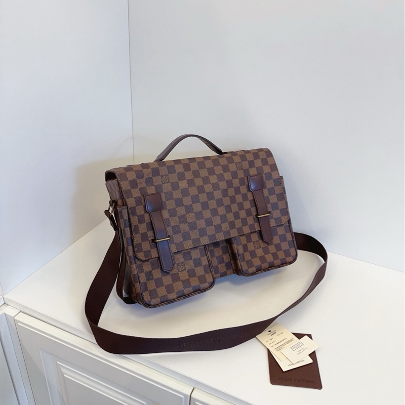 【98新🆕】LV 男士 棕棋盤 雙口袋 駱駝郵差公文包 斜挎包單肩包手提包-2