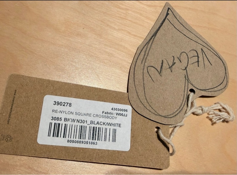Vivienne Westwood 黑白印花方形斜背包（手提、斜背）-9