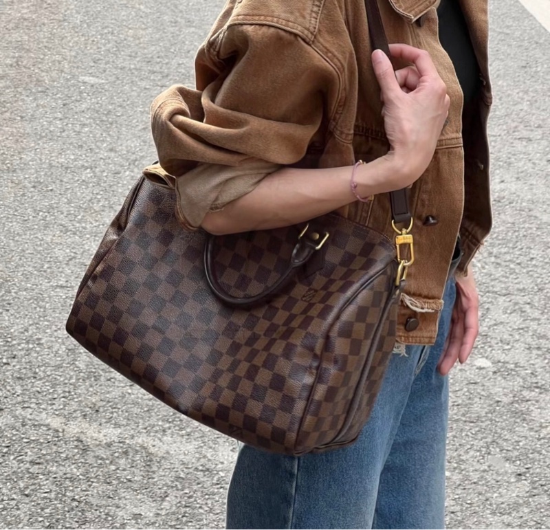 【LV 經典不敗】Speedy 30 棋盤格｜三段背帶隨心換，超大容量通勤神包-1