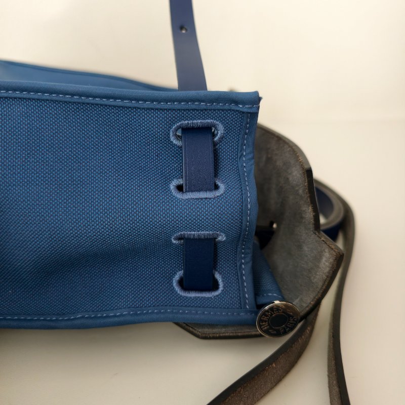 愛馬仕/Hermes herbag 31藍色 C刻 尺寸:31*25*10cm 年份:2018年 98新-23