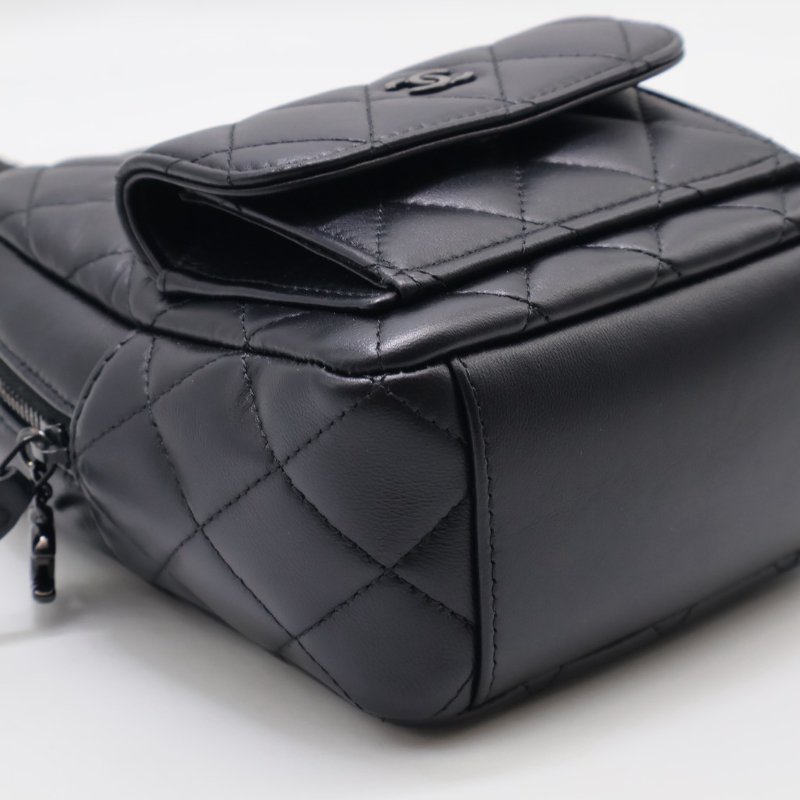 CHANEL 25P羊皮迷你後背包 - So black-16