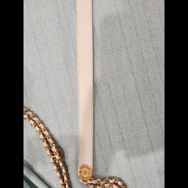 22C Chanel 白雪公主金幣 Mini Flap｜白色荔枝皮 金扣-7